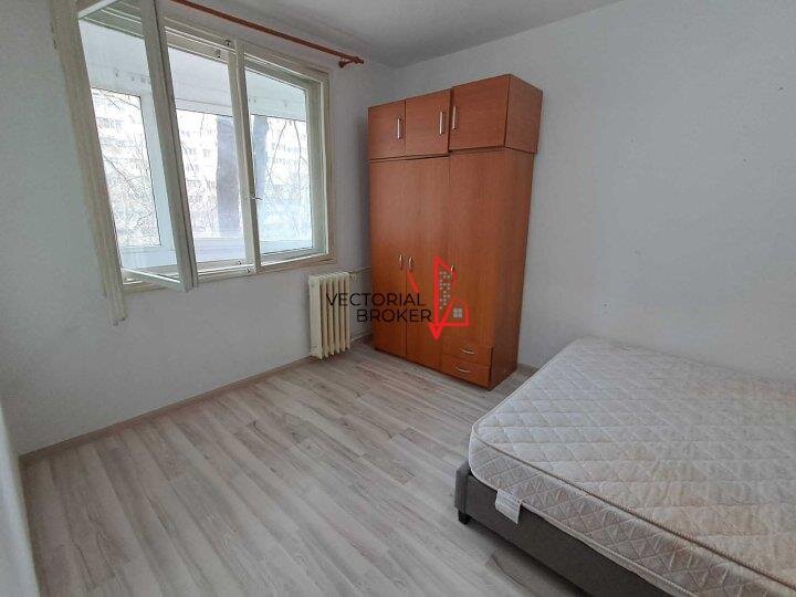 Colentina apartament et. 2/10 in bloc stradal, zona verde